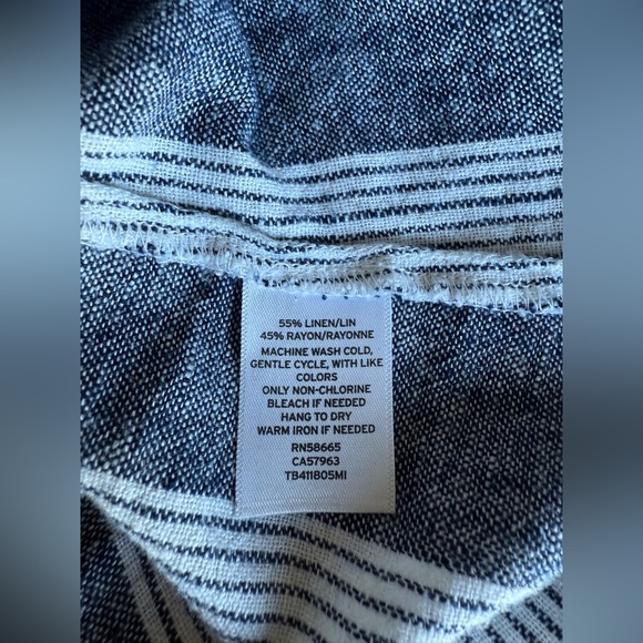 Treasure and Bond linen tank top women’s medium - Picture 2 of 4